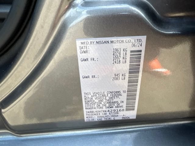 Used 2024 Nissan Altima 2.5 SV FWD image 24