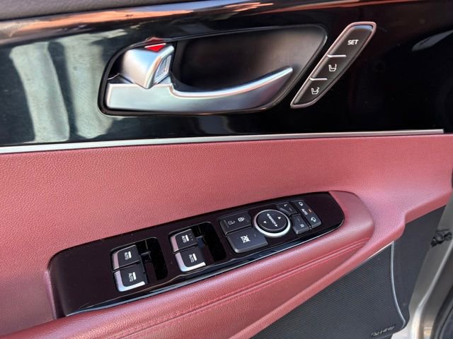 Used 2018 Kia Sorento SX image 24