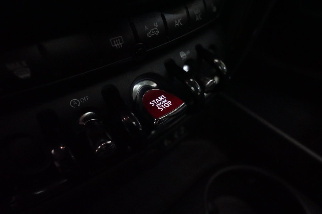 Used 2016 MINI Cooper Clubman FWD image 28