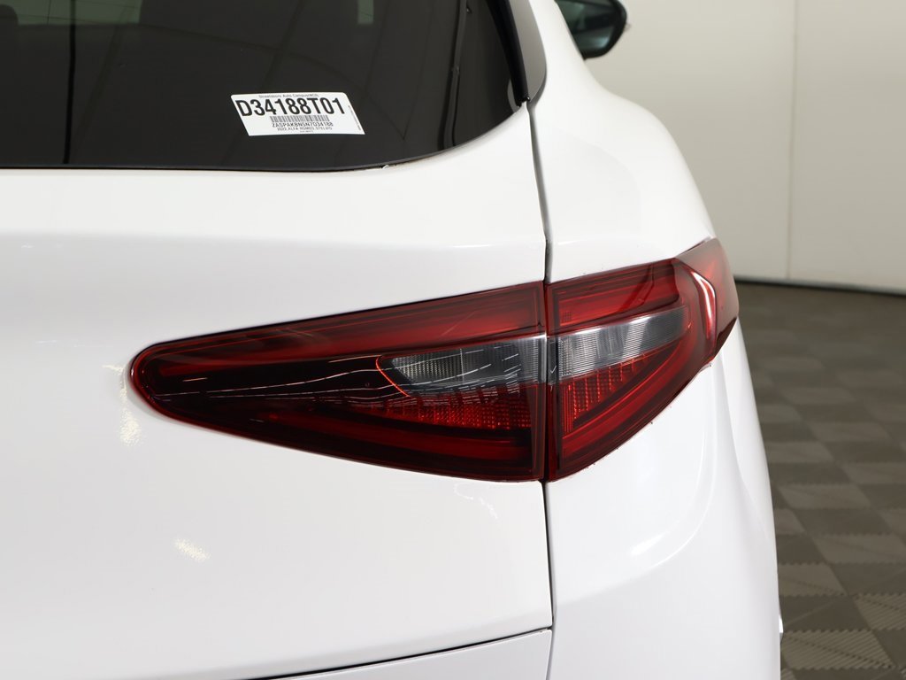 Used 2022 Alfa Romeo Stelvio Ti image 17