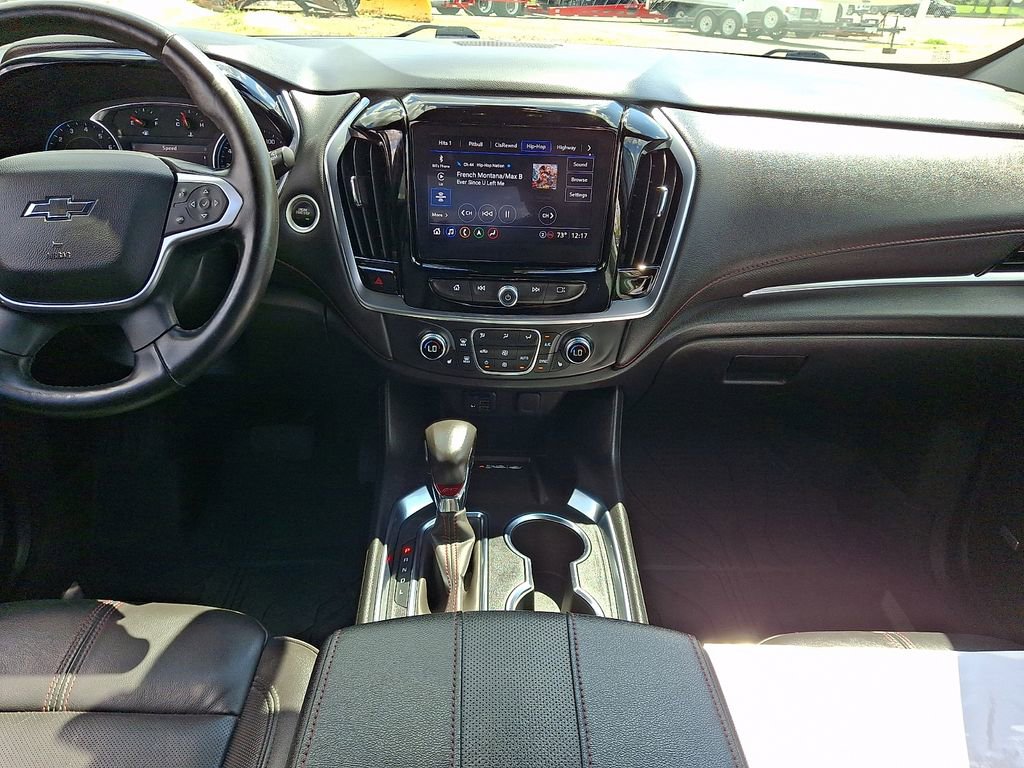 Used 2022 Chevrolet Traverse RS w/ LPO, Floor Liner Package AWD/4WD image 16