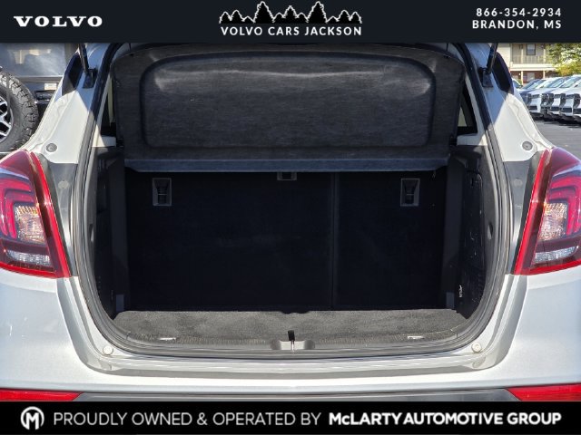Used 2022 Buick Encore Preferred AWD/4WD image 27