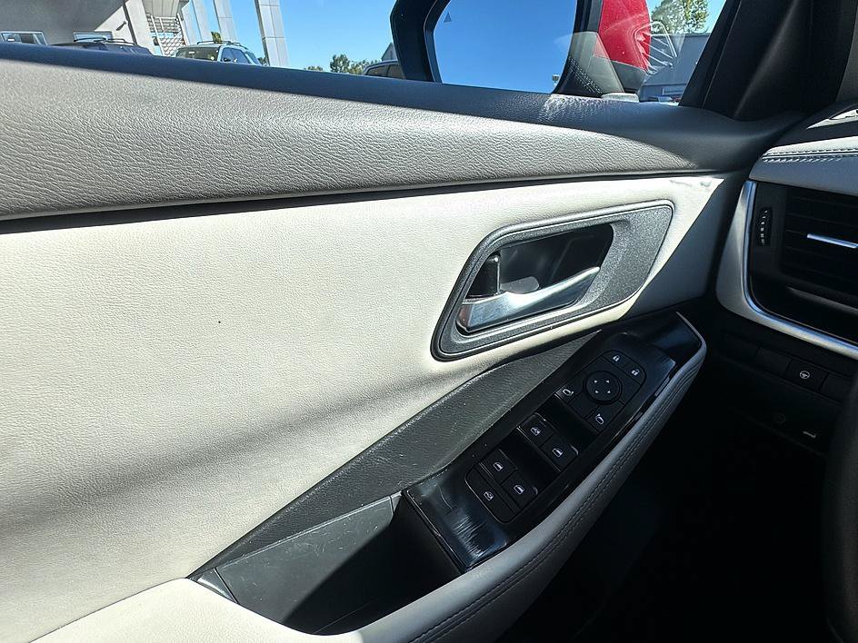 Certified 2025 Nissan Rogue SV AWD/4WD image 15