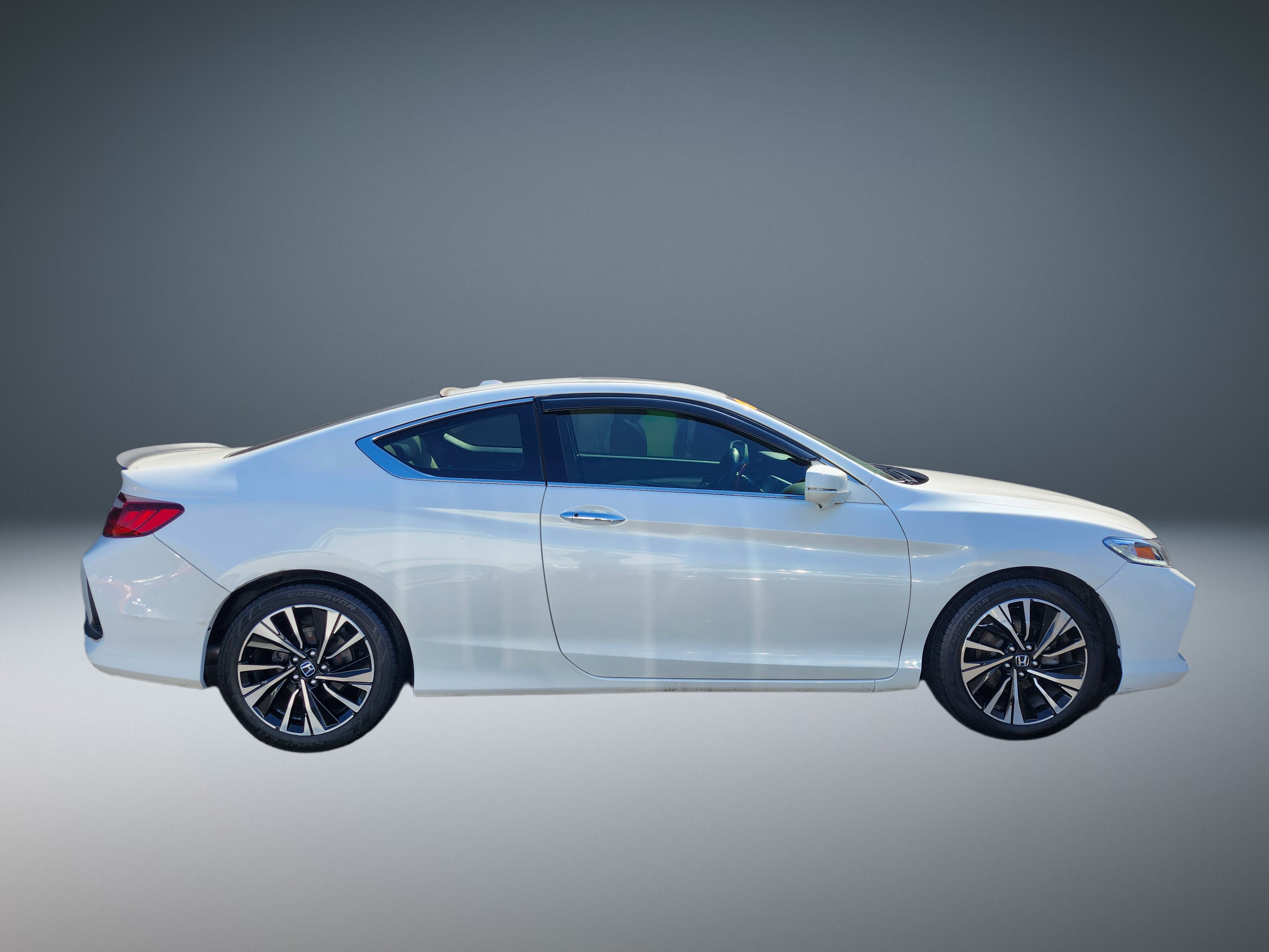 Used 2016 Honda Accord EX-L image 2