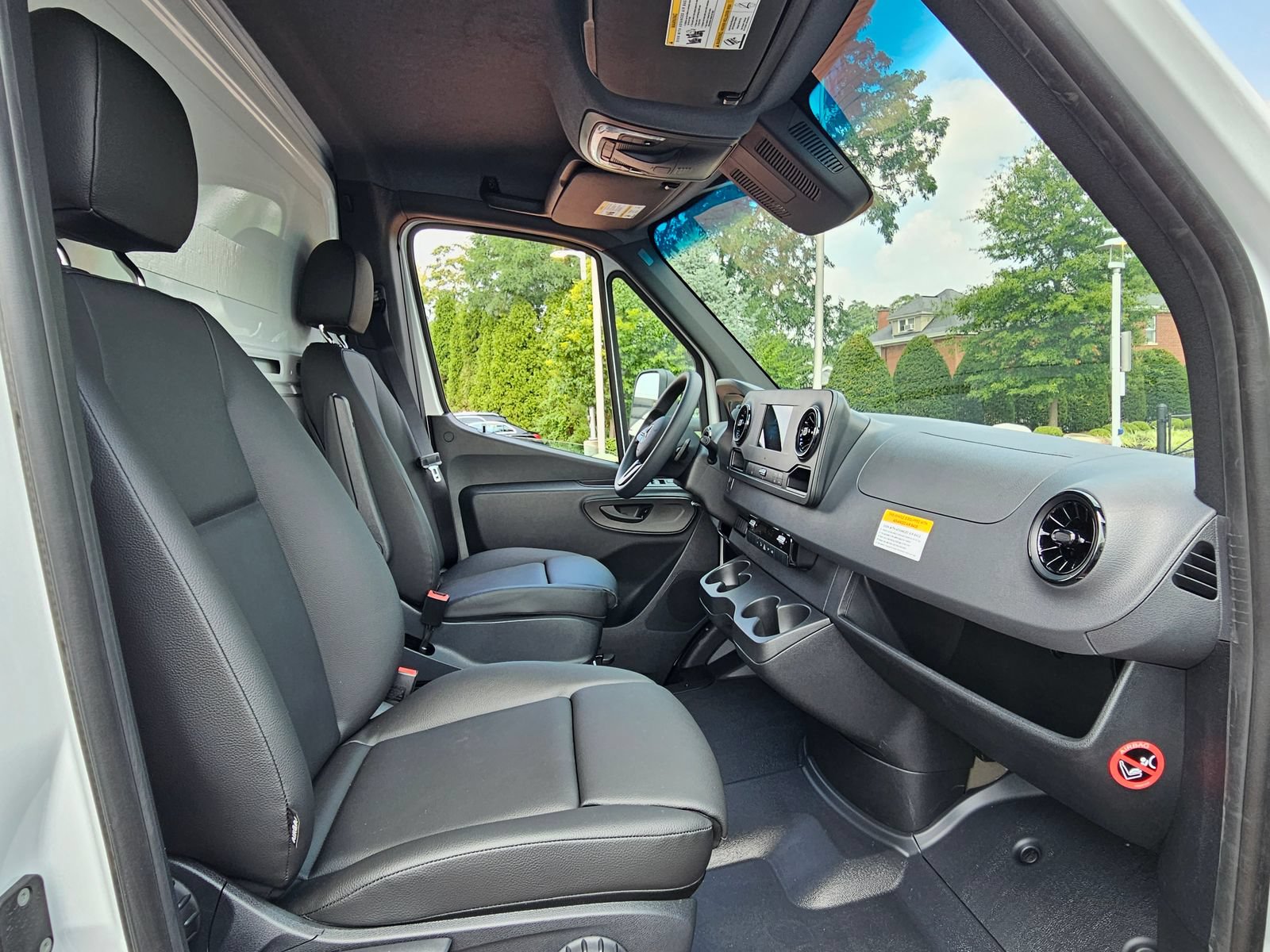 New 2024 Mercedes-Benz Sprinter 3500 image 17