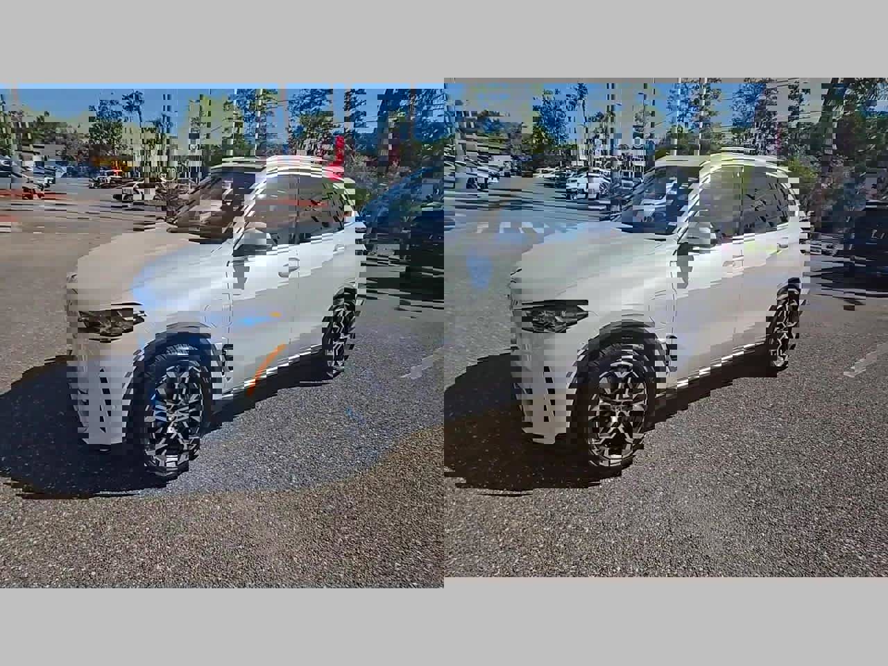 Certified 2025 BMW X5 xDrive50e w/ Premium Package image 20