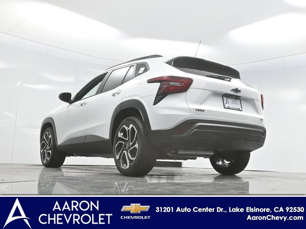 New 2026 Chevrolet Trax RS w/ Driver Confidence Package image 45