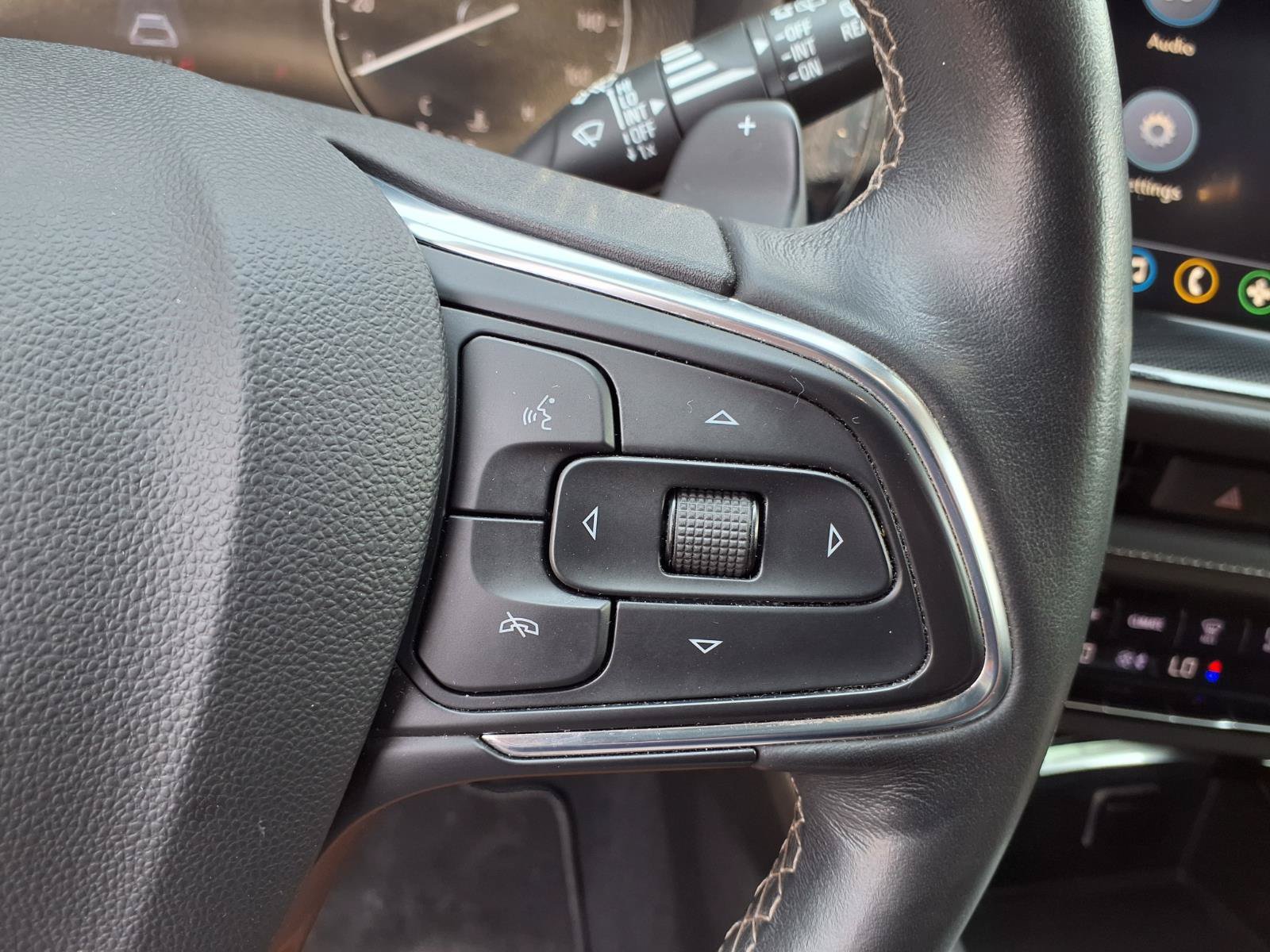 Used 2021 Buick Envision Preferred FWD image 15