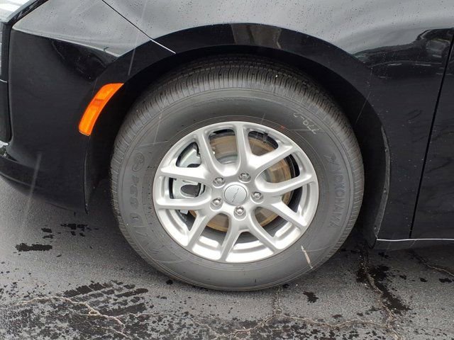 New 2027 Chrysler Pacifica Select FWD image 21
