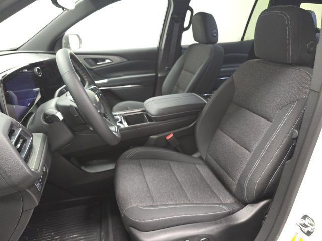 New 2026 Chevrolet Traverse LT w/ Driver Confidence Package AWD/4WD image 21