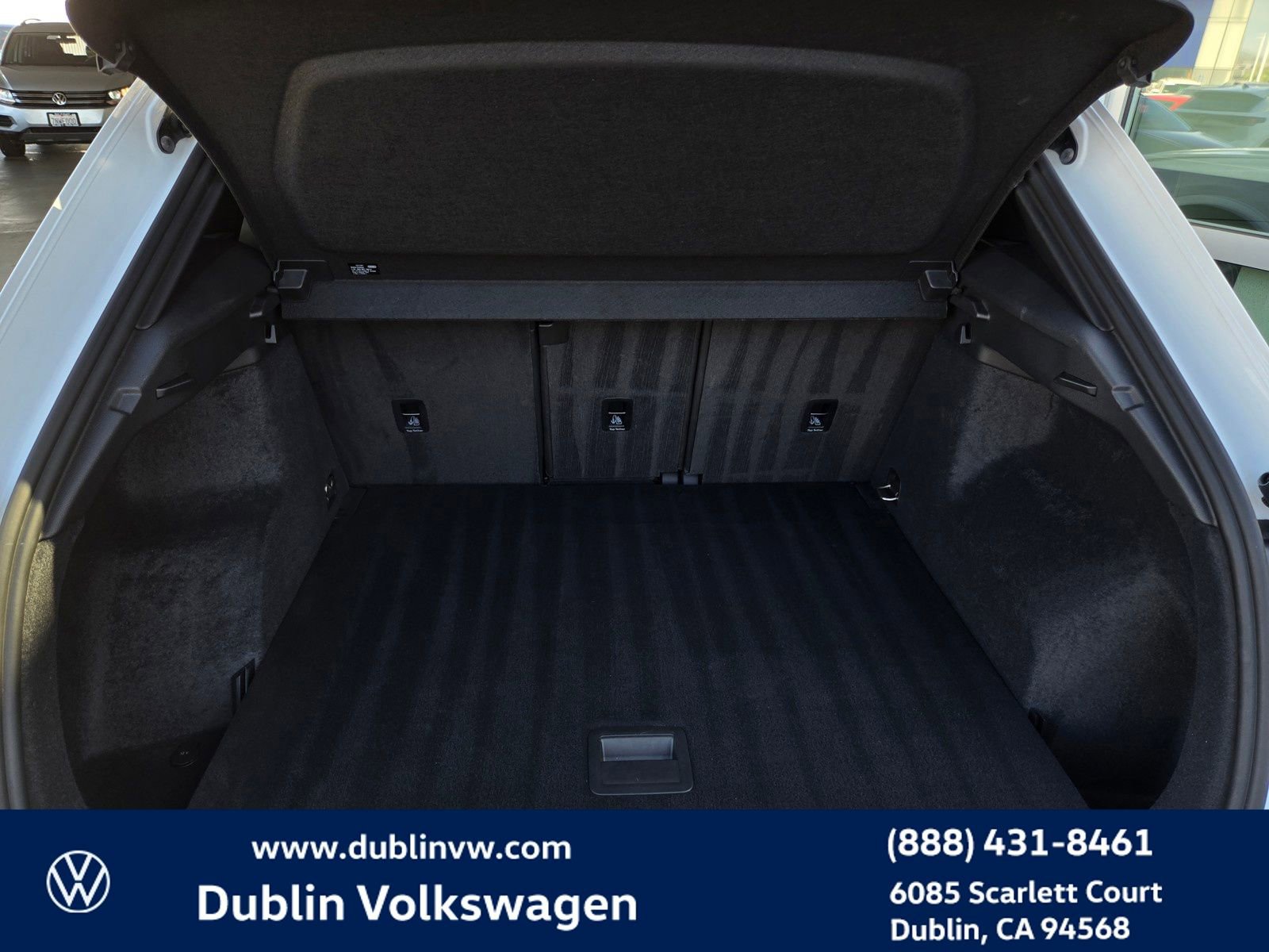 Used 2023 Audi Q3 2.0T Premium Plus w/ Premium Plus Package image 23