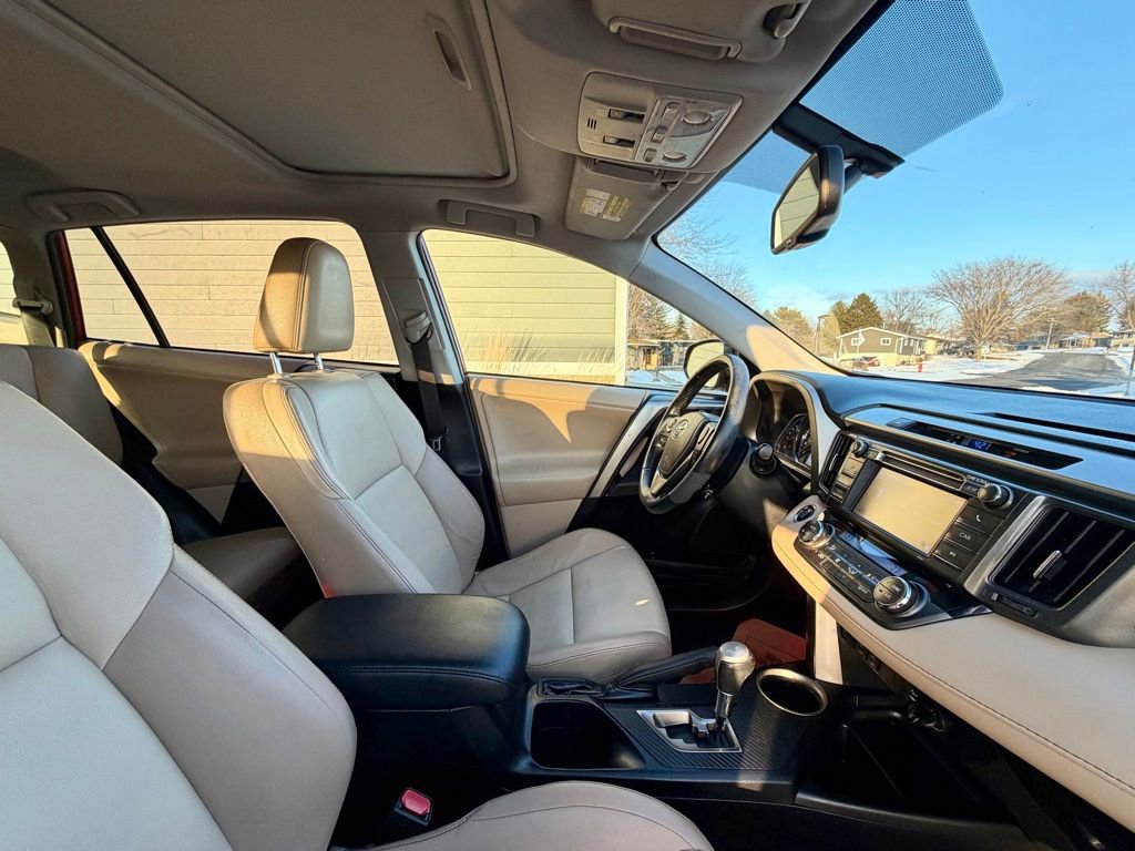 Used 2013 Toyota RAV4 Limited image 20