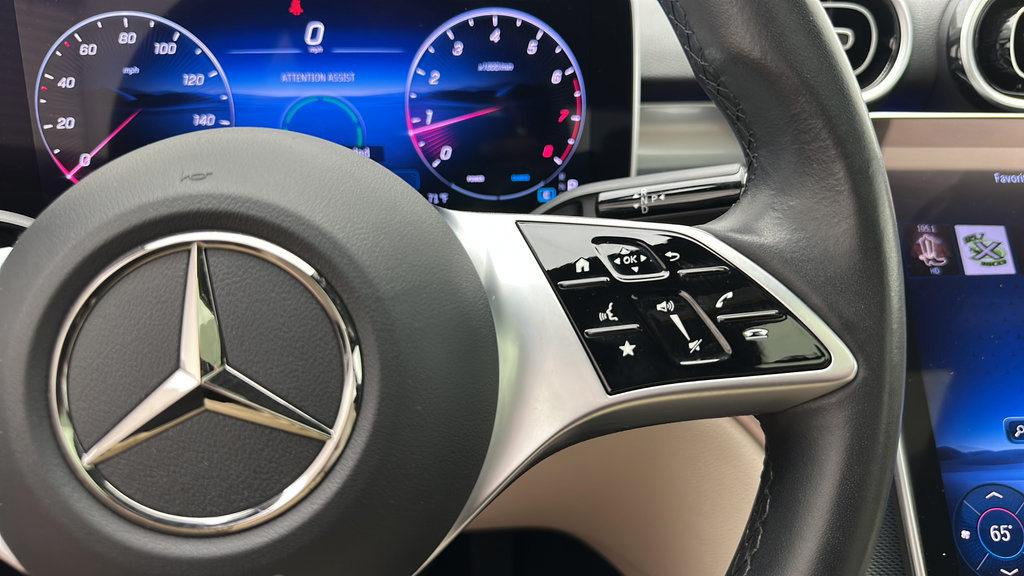 Used 2025 Mercedes-Benz C 300 4MATIC Sedan image 18