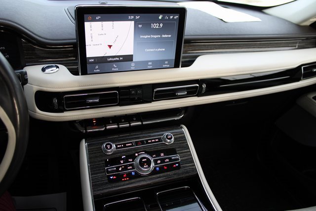 Used 2022 Lincoln Aviator Black Label w/ Dynamic Handling Package image 24