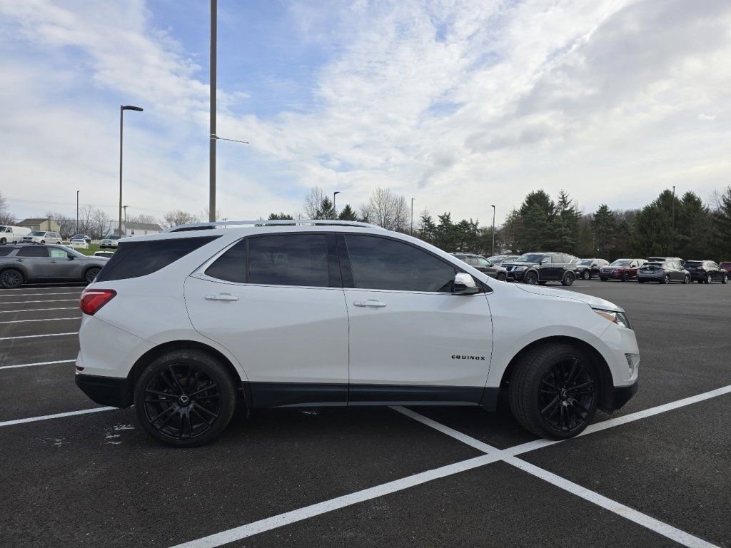 Used 2018 Chevrolet Equinox LT w/ Sun & Infotainment Package image 14