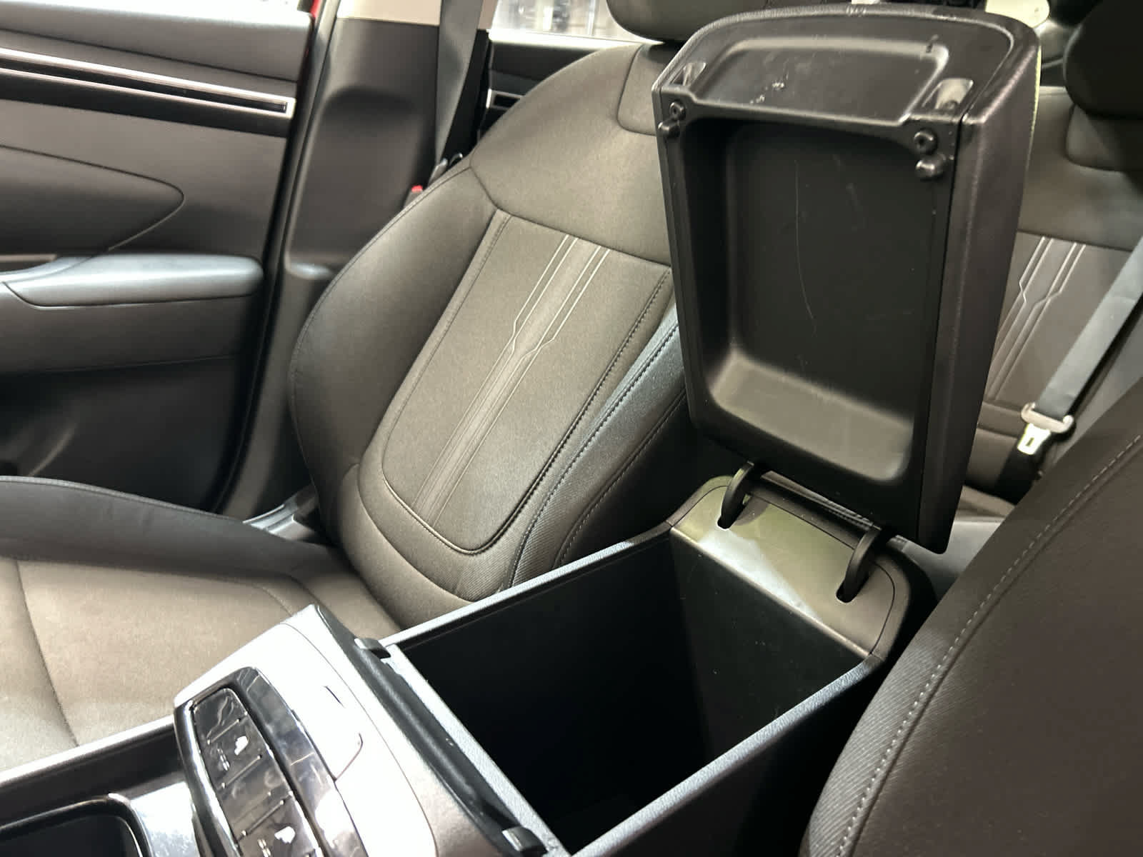 Used 2023 Hyundai Tucson SEL AWD/4WD image 23