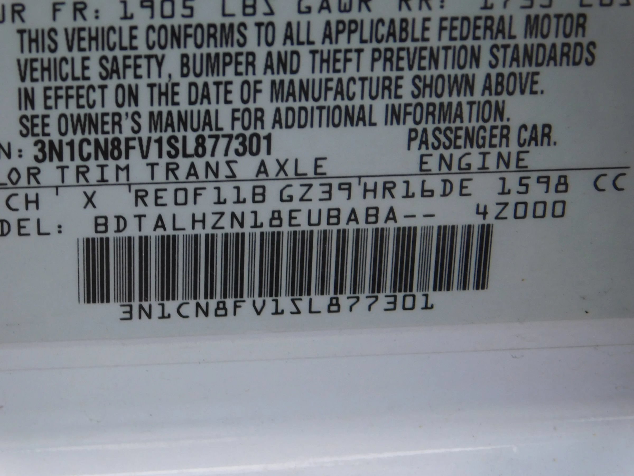 Used 2025 Nissan Versa SR w/ Trunk Package FWD image 23