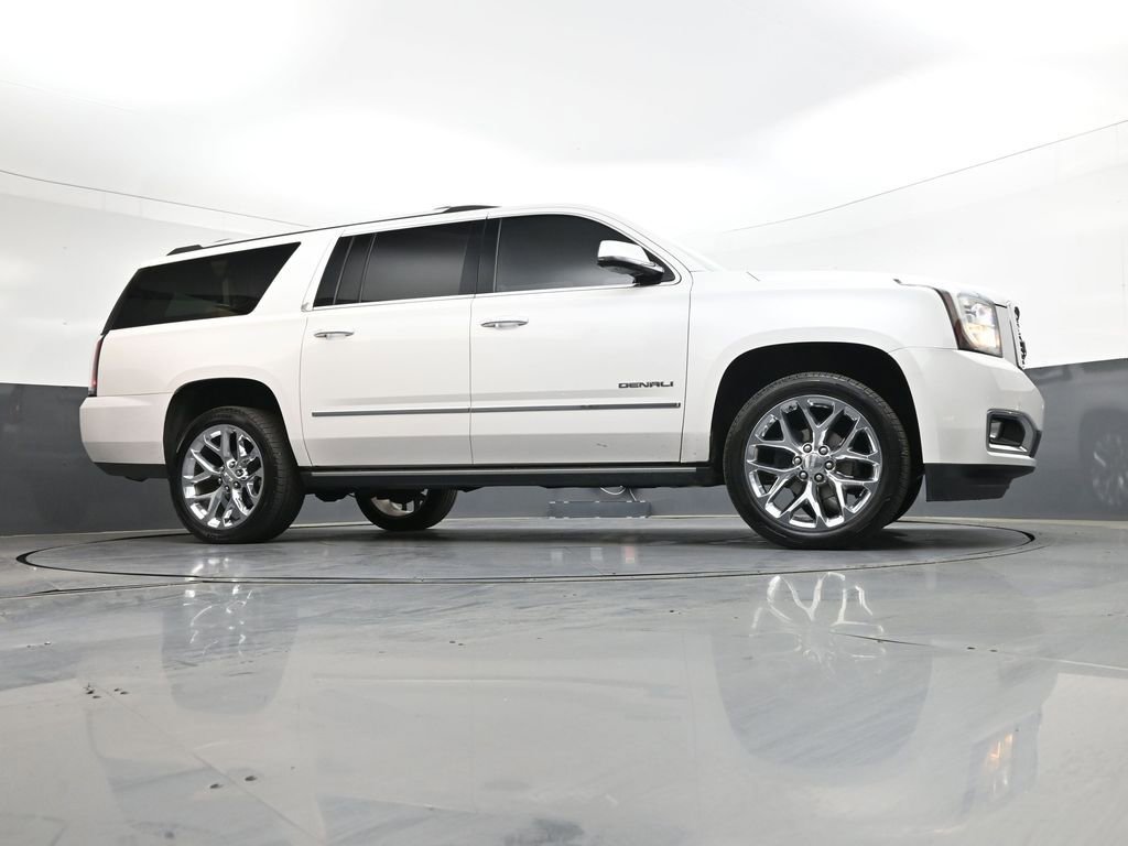 Used 2020 GMC Yukon XL Denali w/ Open Road Package image 40
