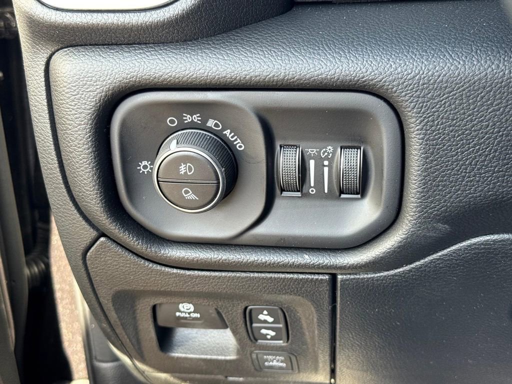 New 2026 RAM 1500 Big Horn AWD/4WD image 19