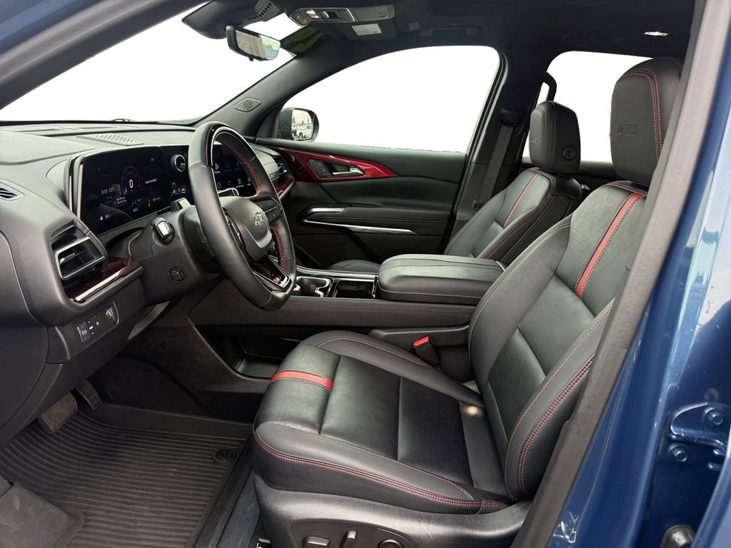 Certified 2024 Chevrolet Traverse RS w/ LPO, Floor Liner Package image 10