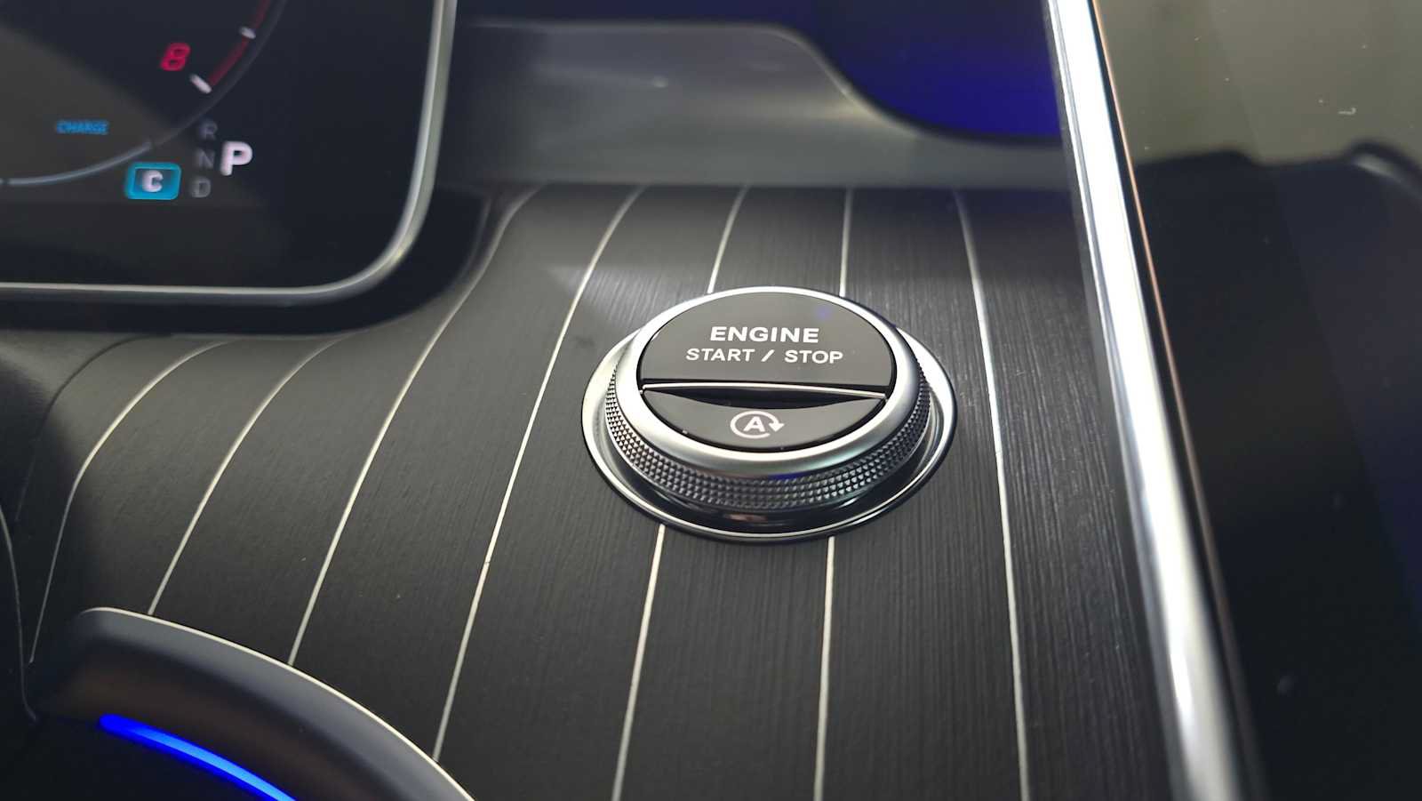 New 2026 Mercedes-Benz CLE 300 4MATIC Coupe image 37