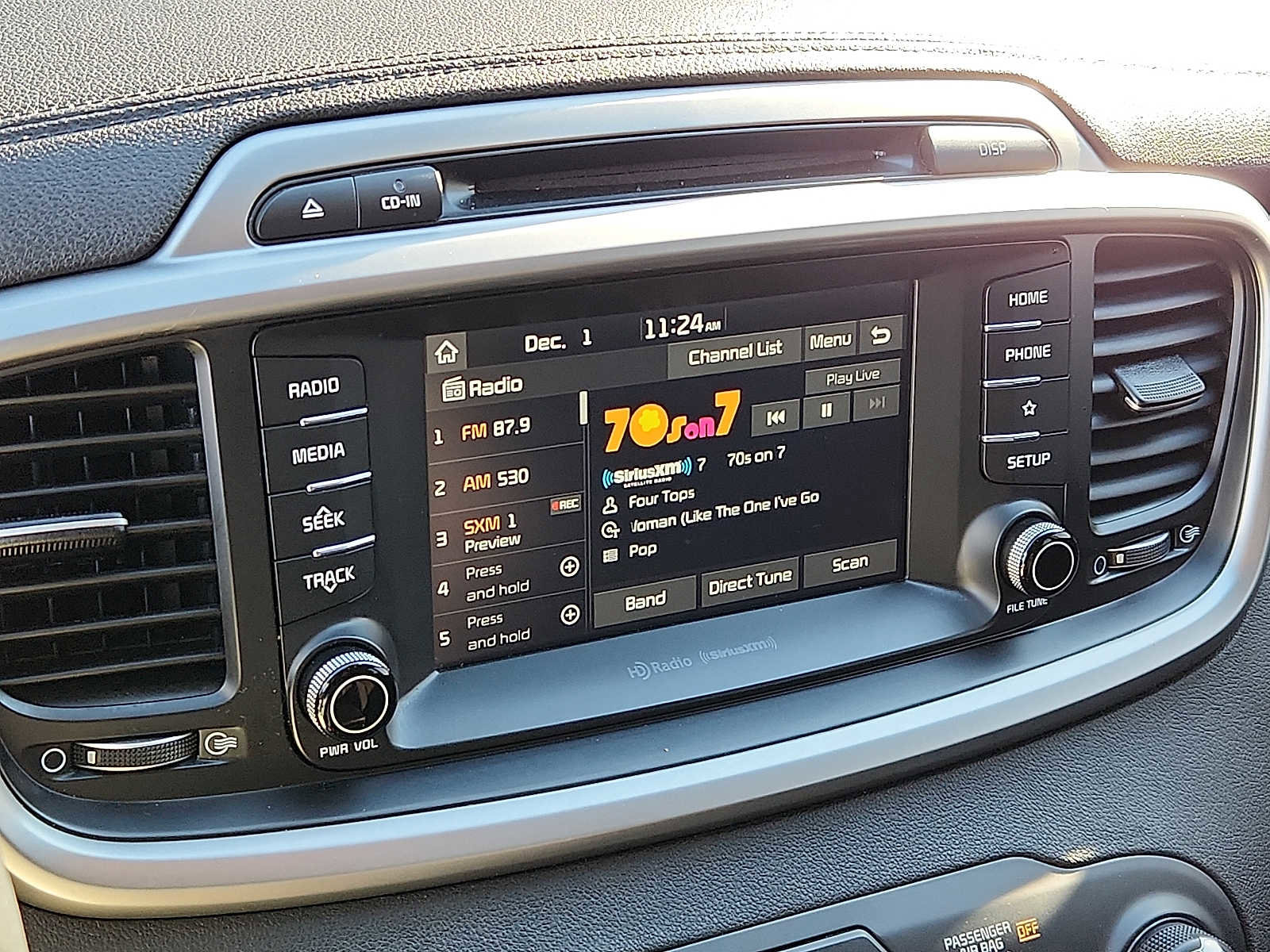 Used 2019 Kia Sorento LX w/ LX Convenience Package image 16