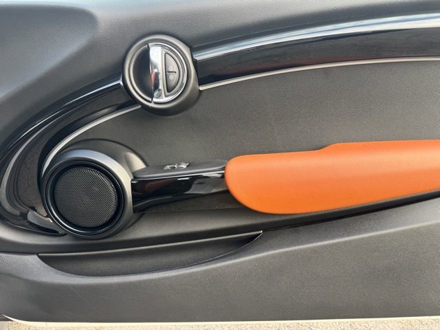 Certified 2023 MINI Cooper S w/ Signature Upholstery Package image 27