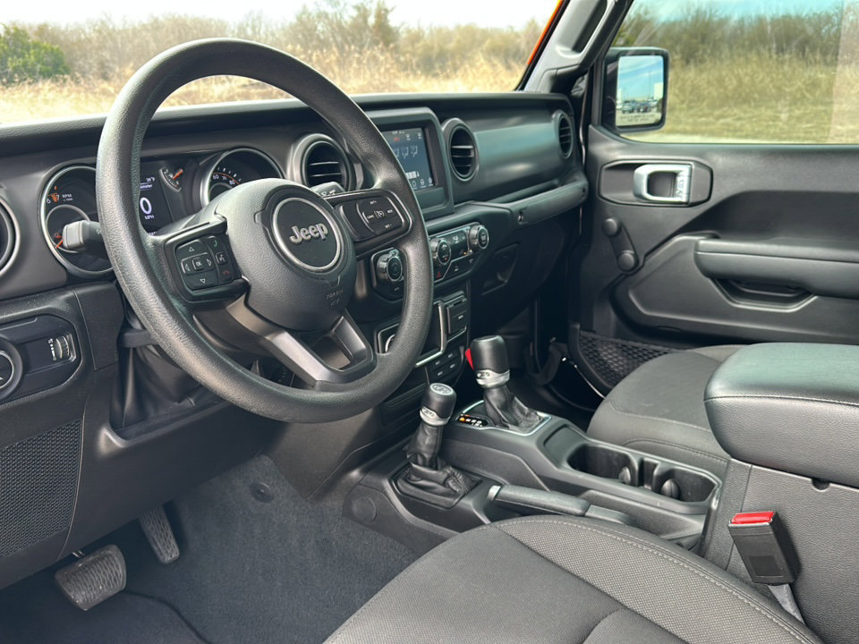 Used 2023 Jeep Gladiator Sport w/ Trailer Tow Package image 12