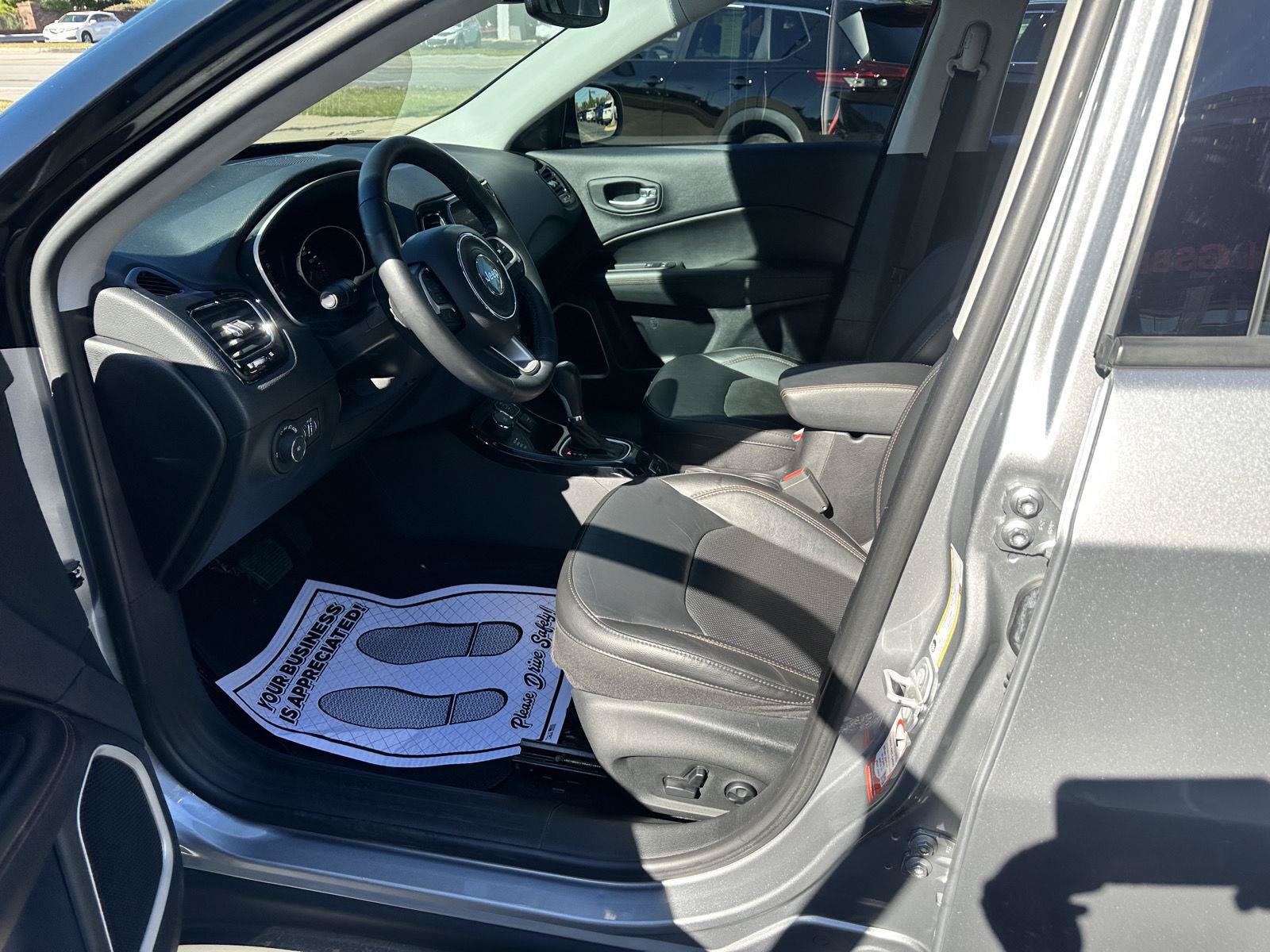 Used 2019 Jeep Compass Limited AWD/4WD image 19