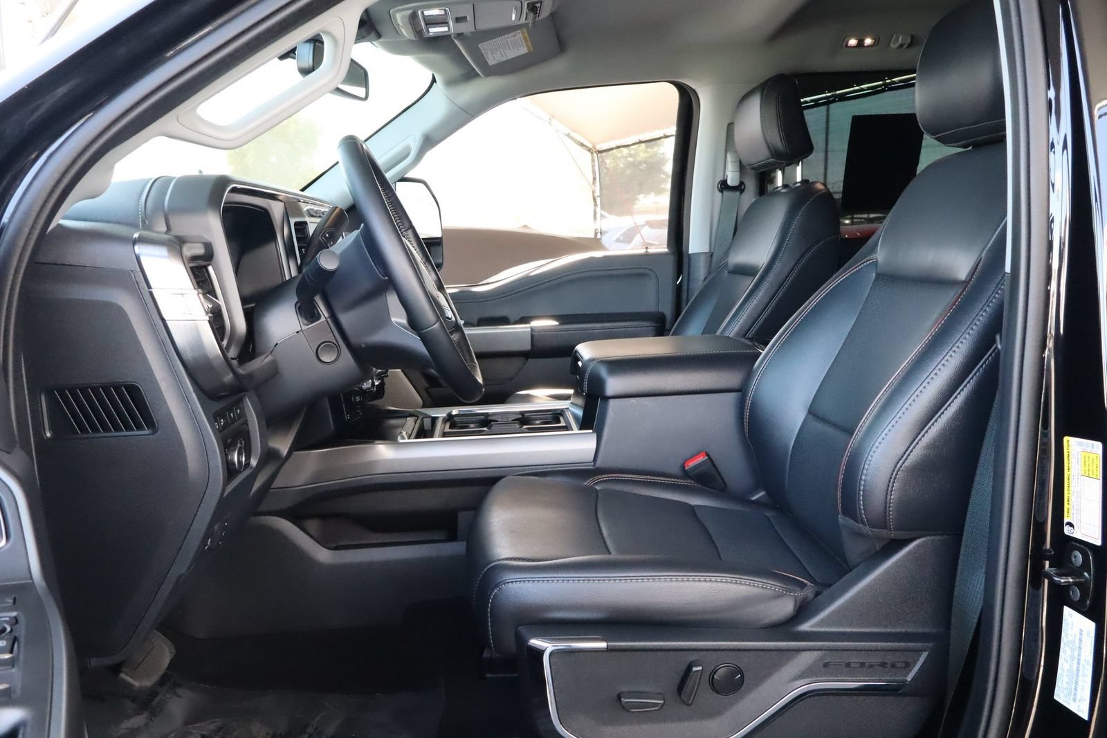 Used 2024 Ford F250 Lariat w/ FX4 Off-Road Package AWD/4WD image 22