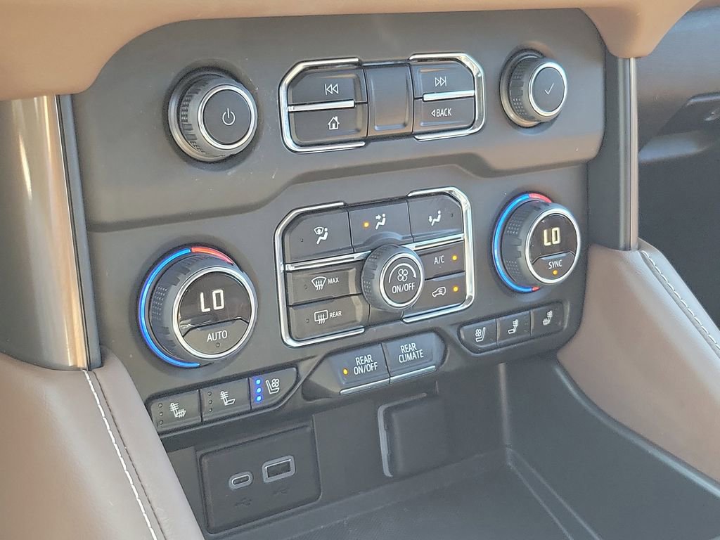 Used 2023 Chevrolet Tahoe High Country AWD/4WD image 30