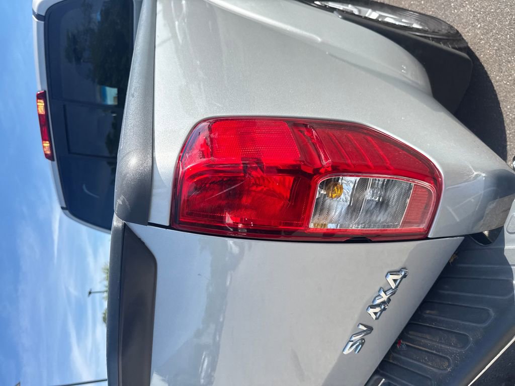 Used 2018 Nissan Frontier SV AWD/4WD image 43