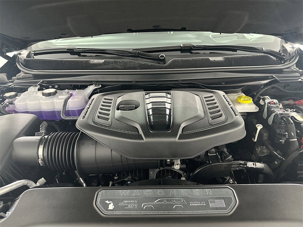 New 2025 Jeep Wagoneer L Series III image 18