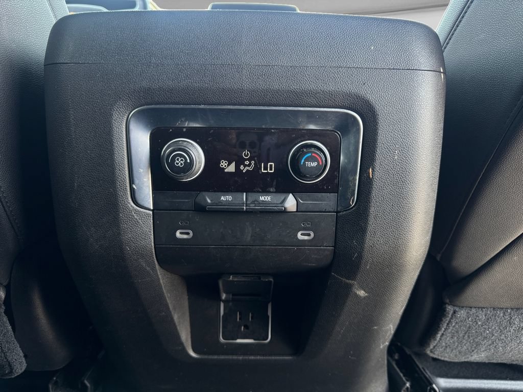 Used 2021 Chevrolet Tahoe LT RWD image 34