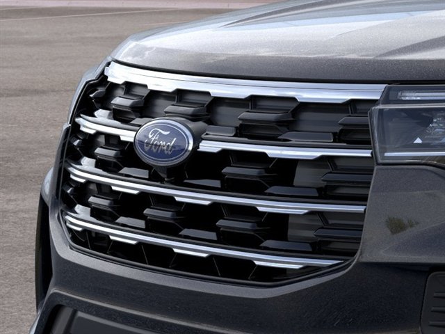 Used 2026 Ford Explorer Active AWD/4WD image 17