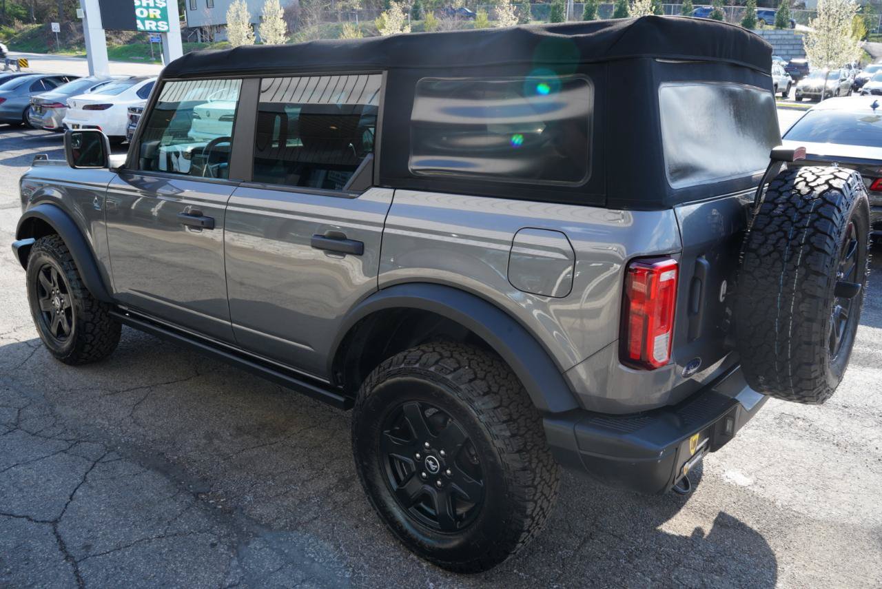 Used 2022 Ford Bronco Black Diamond AWD/4WD image 9