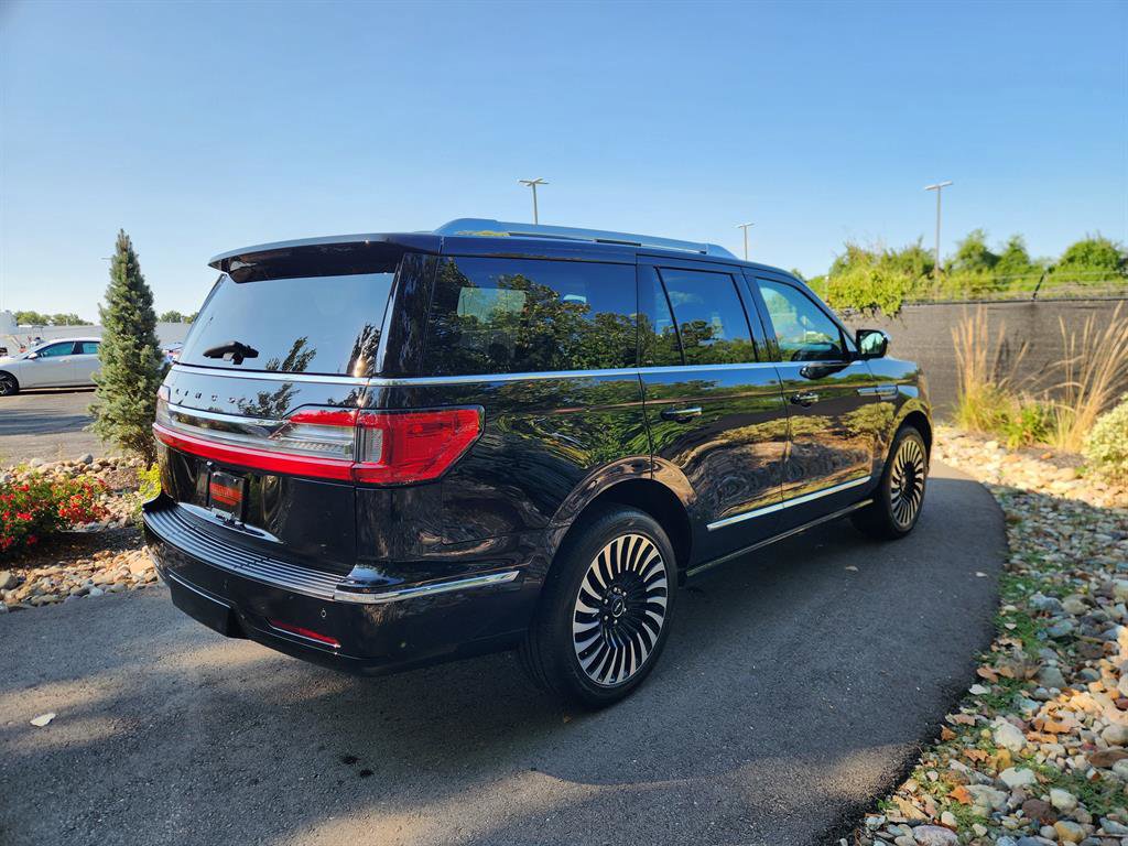 Certified 2021 Lincoln Navigator Black Label image 5