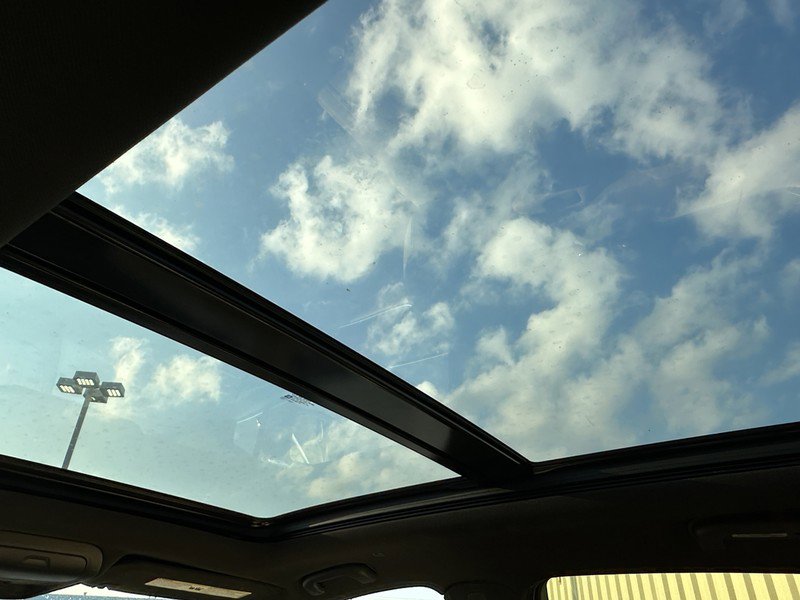 Used 2018 Cadillac XT5 Premium Luxury w/ Driver Assist Package image 12