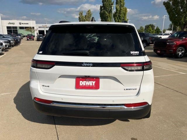 Certified 2023 Jeep Grand Cherokee Limited w/ Luxury Tech Group II AWD/4WD image 7