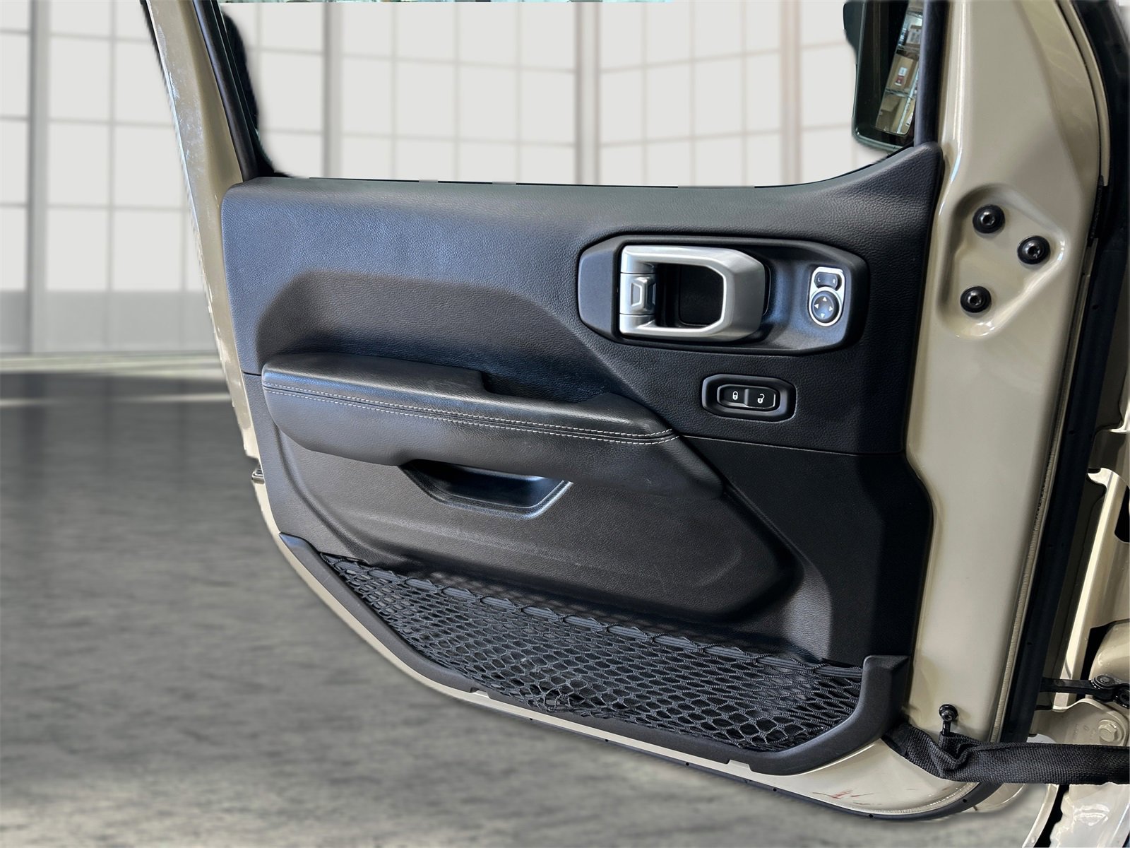 Used 2022 Jeep Gladiator Overland w/ Popular Equipment Package image 17