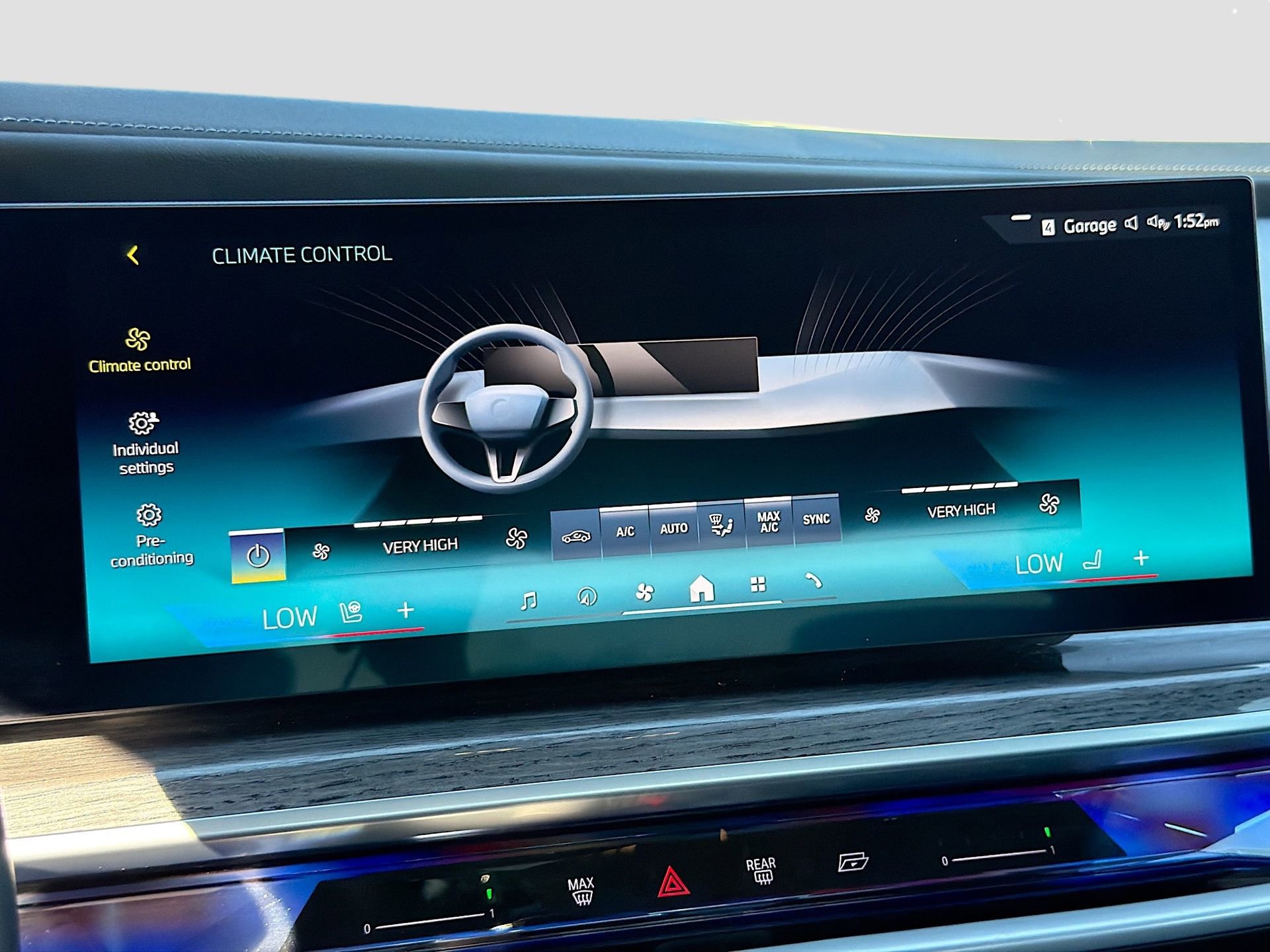 Certified 2024 BMW 740i image 36