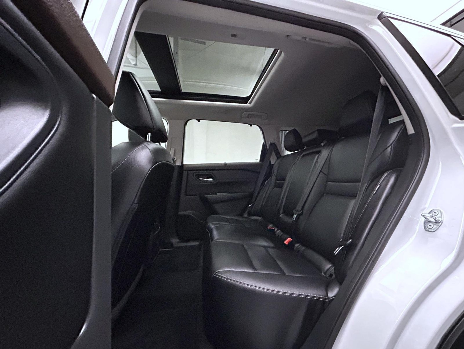 Certified 2023 Nissan Rogue SL w/ SL Premium Package AWD/4WD image 19