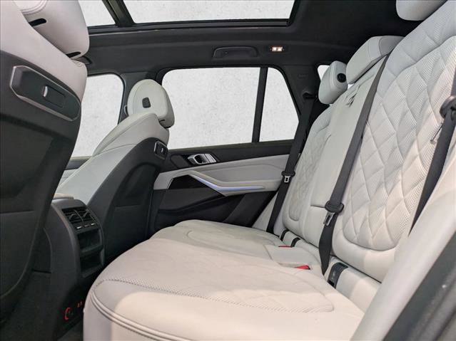 Used 2025 BMW X5 xDrive50e w/ M Sport Package image 25