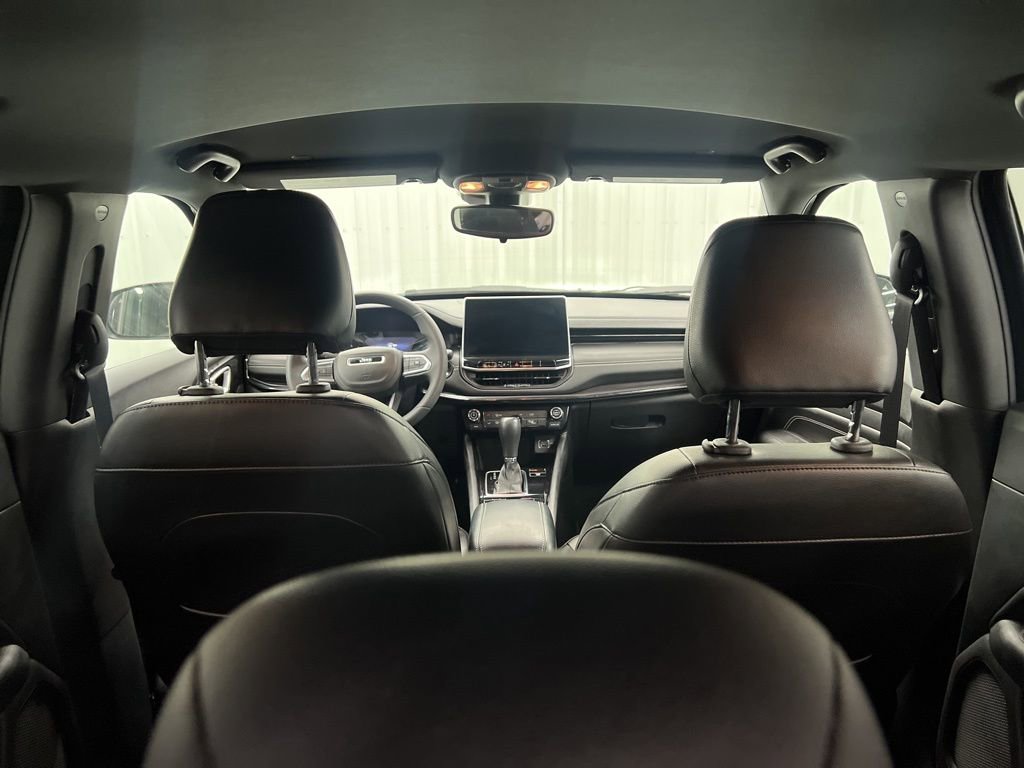 Used 2022 Jeep Compass Altitude image 10