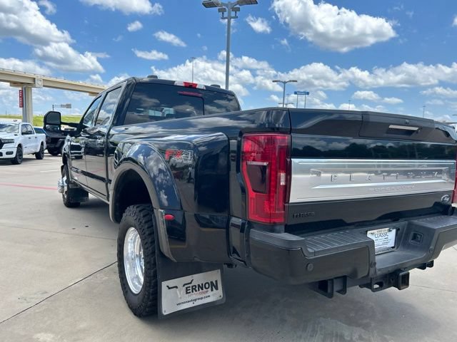 Used 2021 Ford F350 Platinum w/ FX4 Off-Road Package AWD/4WD image 8