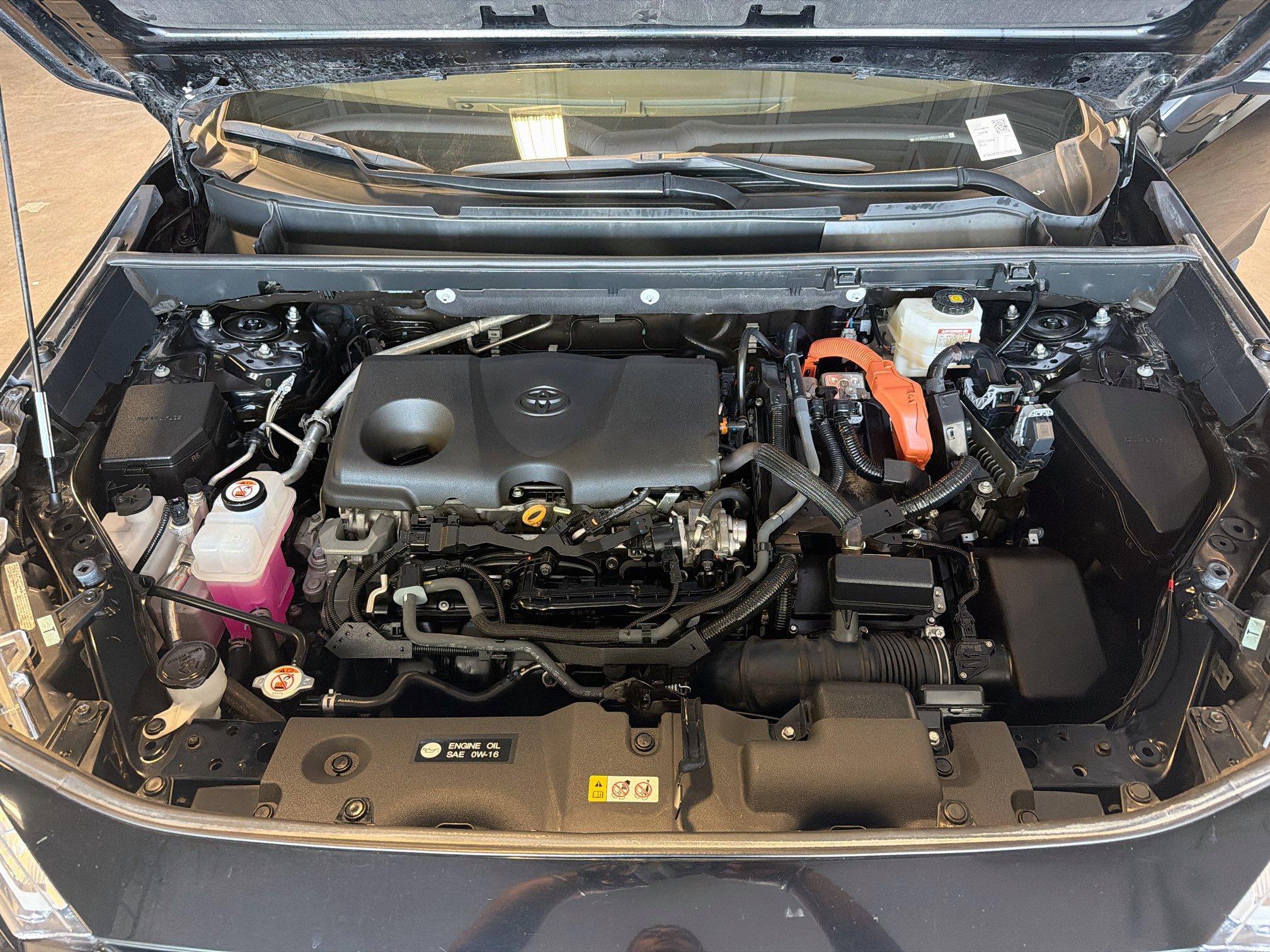 Used 2025 Toyota RAV4 XLE AWD/4WD image 34