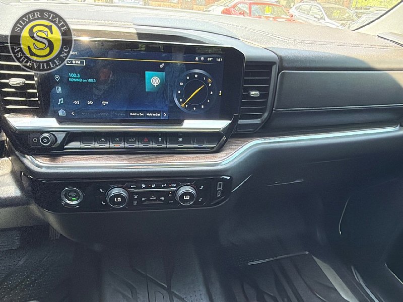 Used 2023 Chevrolet Silverado 1500 LT image 20