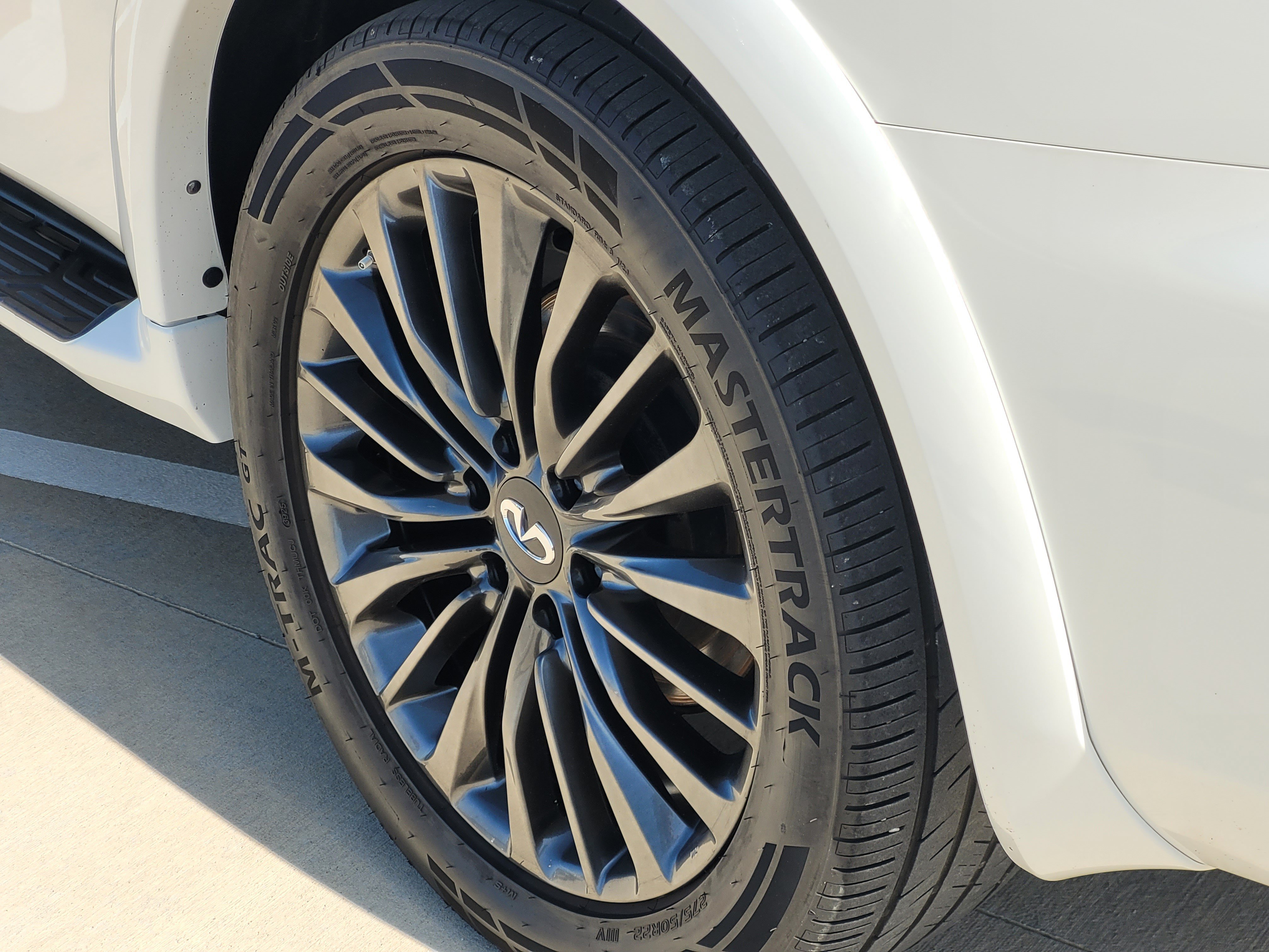 Used 2022 INFINITI QX80 Premium Select w/ Cargo Package RWD image 7