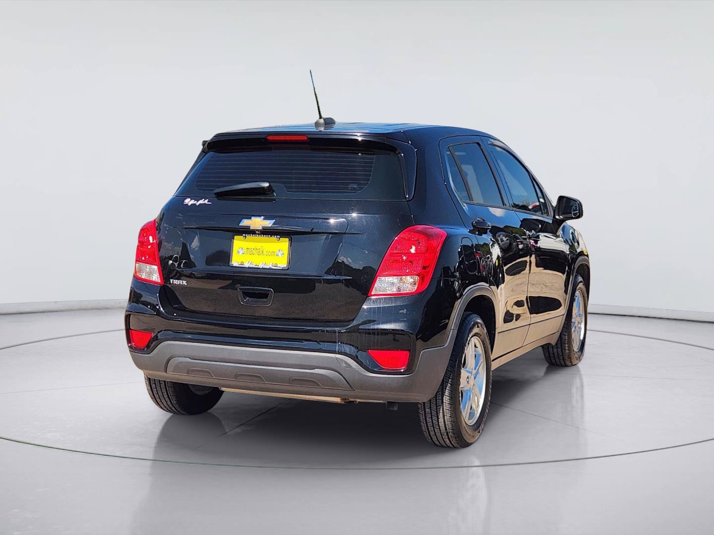 Certified 2020 Chevrolet Trax LS w/ LPO, Cargo Package FWD image 7