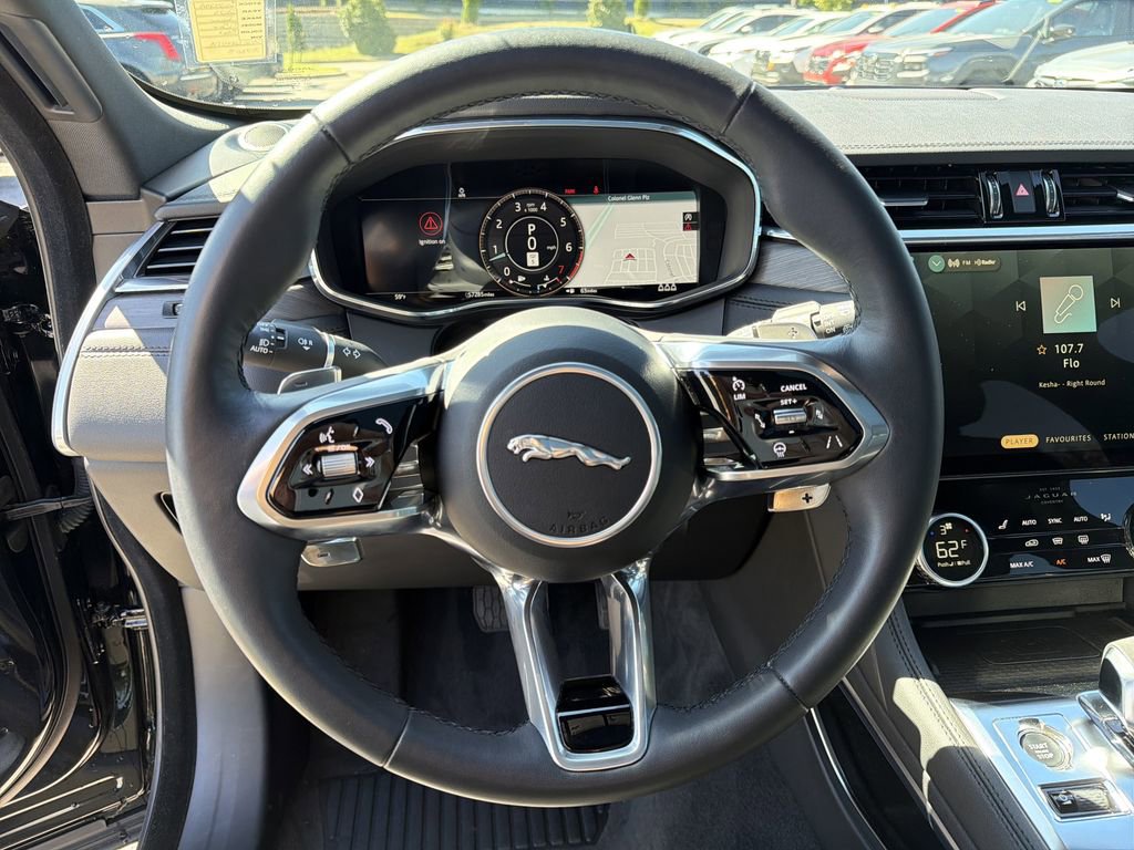 Used 2023 Jaguar F-PACE S image 24